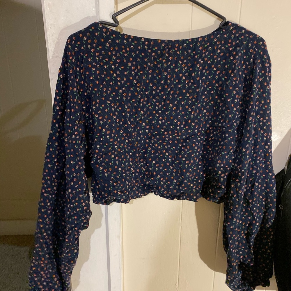 Cute Crop top rose printed long sleeve shirt